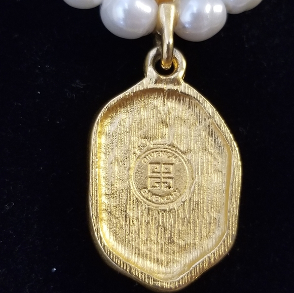 📿 VINTAGE GIVENCHY  PEARL NECKLACE - Picture 5 of 13